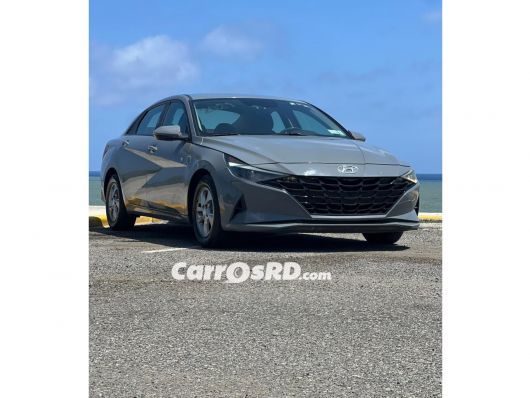 Hyundai Elantra Carros en venta
