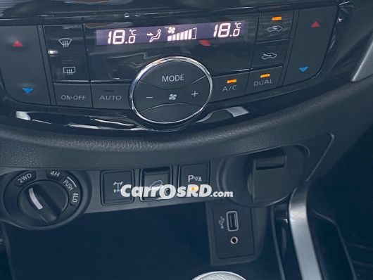 Nissan Frontier Camioneta en venta