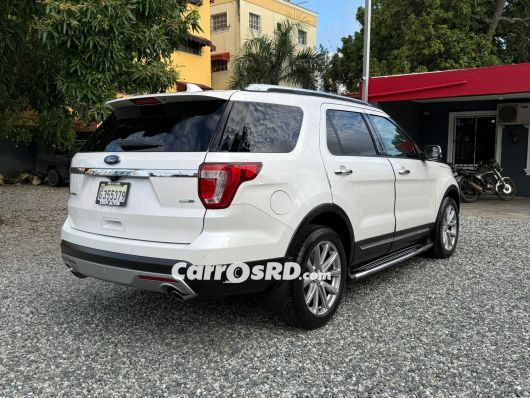 Ford Explorer Jeepeta en venta