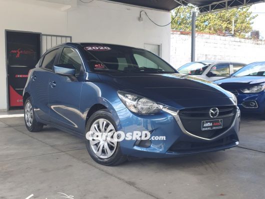 Mazda Demio Carros en venta