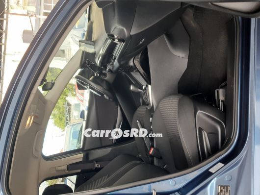 Mazda Demio Carros en venta