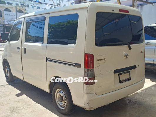 Toyota Town Ace Minivan en venta