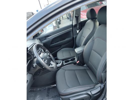 Hyundai Elantra Básico