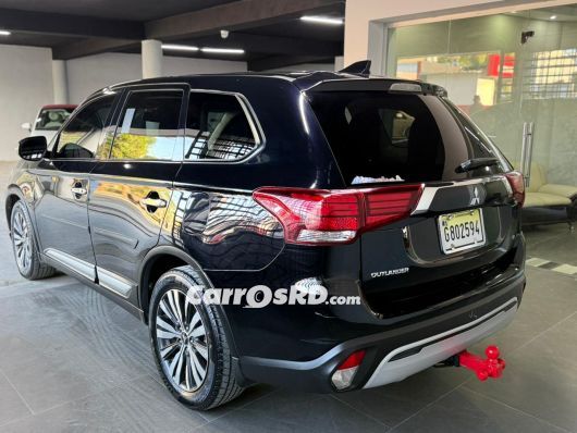 Mitsubishi Outlander Jeepeta en venta