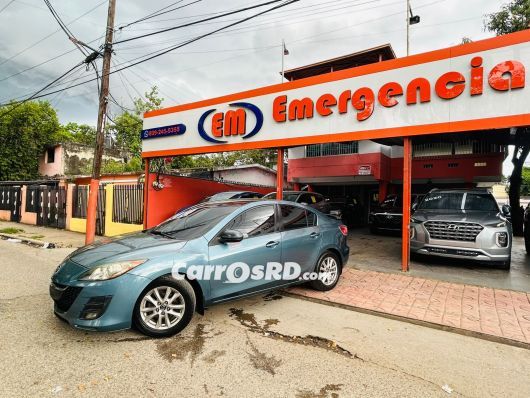 Mazda 3 Carros en venta