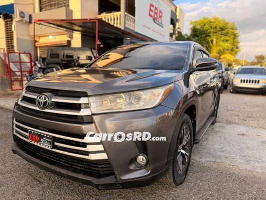 Toyota Highlander Jeepeta en venta