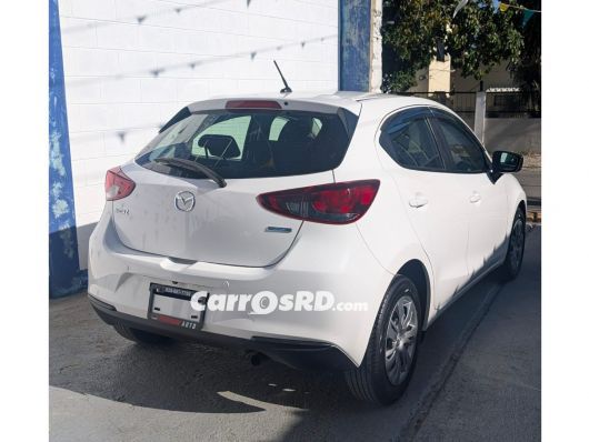 Mazda Demio Hatchback en venta