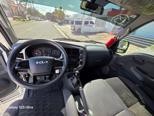 Kia K2700 Básico