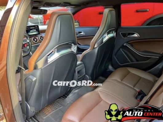 Mercedes-Benz Clase GLA Jeepeta en venta