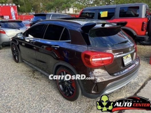 Mercedes-Benz Clase GLA Jeepeta en venta