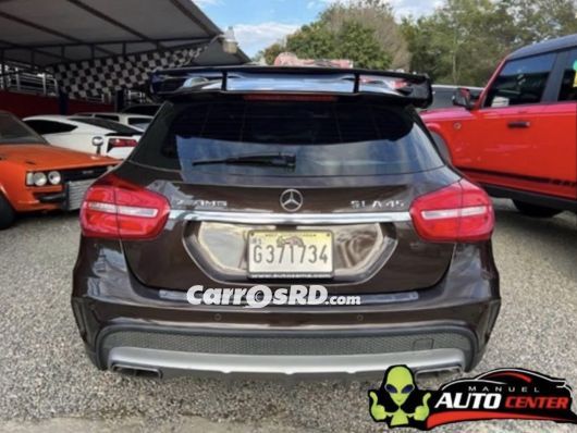 Mercedes-Benz Clase GLA Jeepeta en venta
