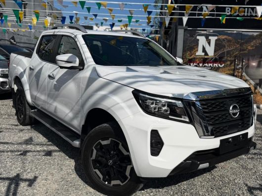 Nissan Frontier LE en venta