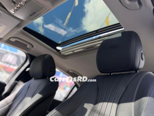 Mercedes-Benz Clase E Carros en venta