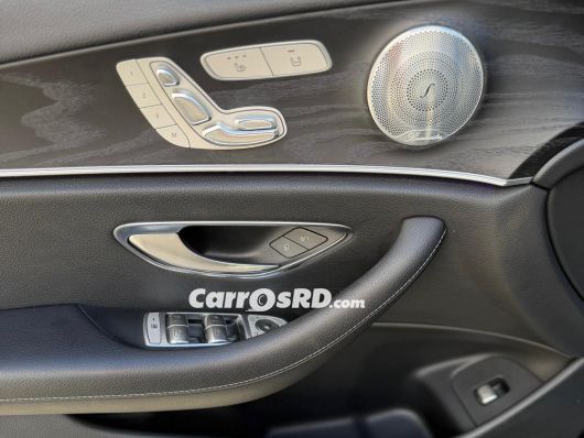 Mercedes-Benz Clase E Carros en venta