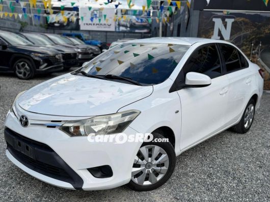 Toyota Yaris Carros en venta