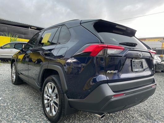 Toyota RAV4 XLE Premium