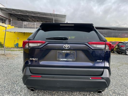 Toyota RAV4 XLE Premium