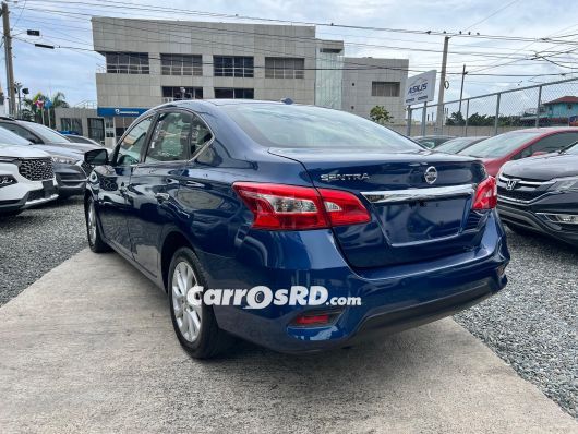 Nissan Sentra Carros en venta