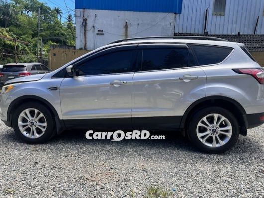 Ford Escape Jeepeta en venta