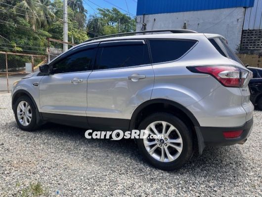 Ford Escape Jeepeta en venta