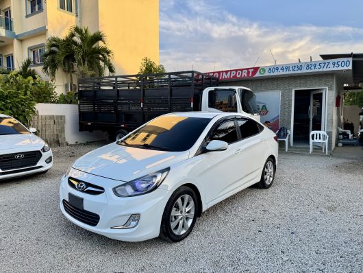 Hyundai Accent Básico en venta