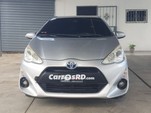 Toyota Aqua Carros en venta