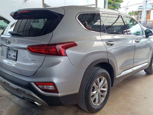 Hyundai Santa Fe SEL