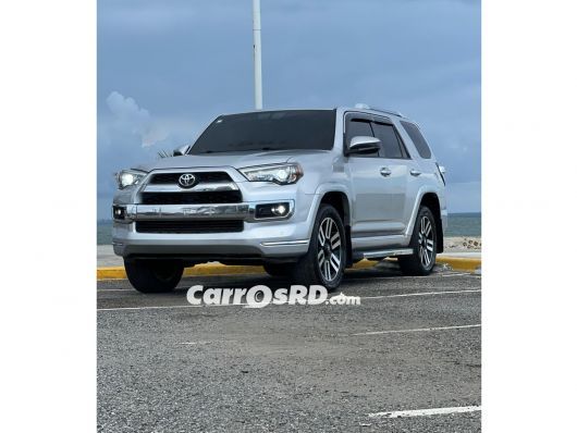 Toyota 4Runner Jeepeta en venta