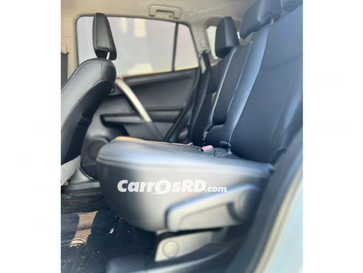 Toyota RAV4 Jeepeta en venta