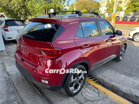 Hyundai Venue Hatchback en venta