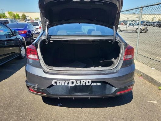 Hyundai Elantra Carros en venta