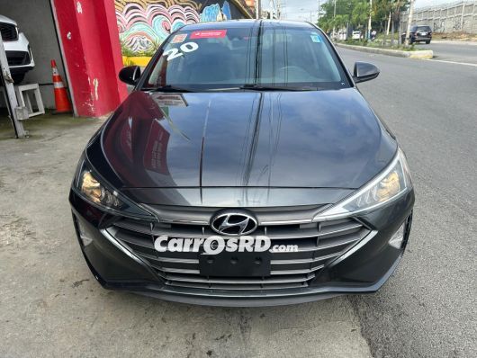 Hyundai Elantra Carros en venta