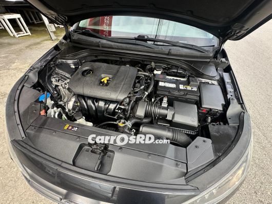 Hyundai Elantra Carros en venta