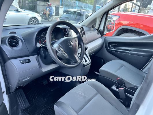 Nissan NV Furgoneta en venta