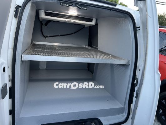 Nissan NV Furgoneta en venta