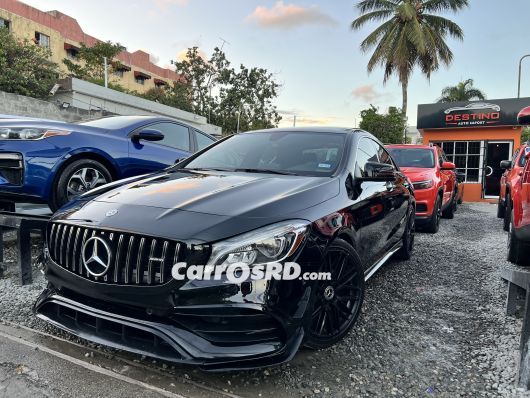Mercedes-Benz Clase CLA Carros en venta