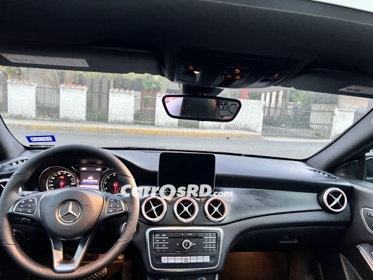Mercedes-Benz Clase CLA Carros en venta
