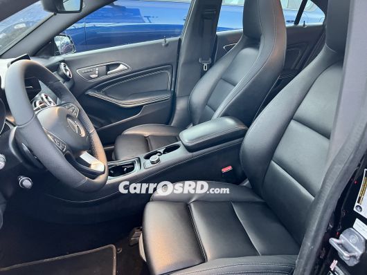 Mercedes-Benz Clase CLA Carros en venta