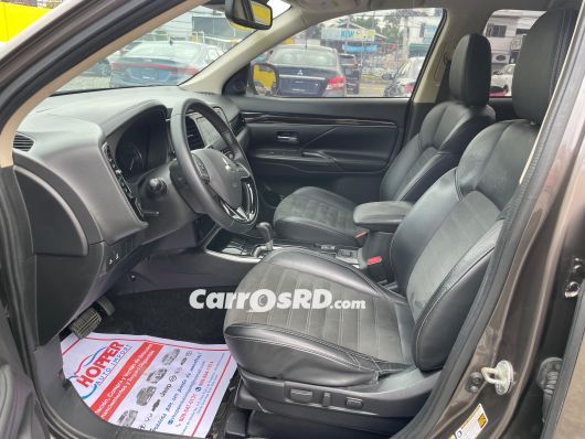 Mitsubishi Outlander Jeep en venta