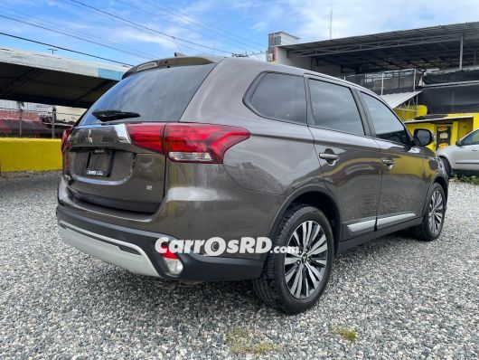 Mitsubishi Outlander Jeep en venta