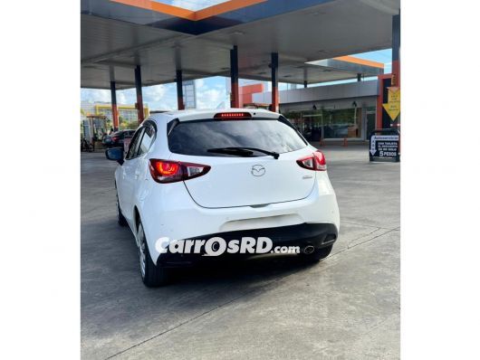 Mazda Demio Carros en venta