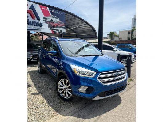 Ford Escape Titanium en venta