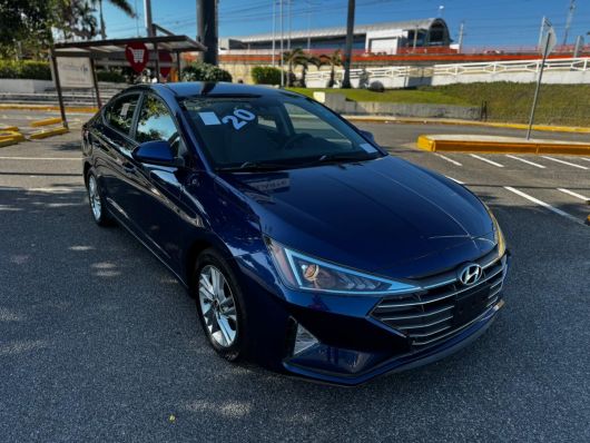 Hyundai Elantra SEL en venta
