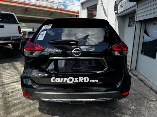 Nissan Rogue Jeepeta en venta