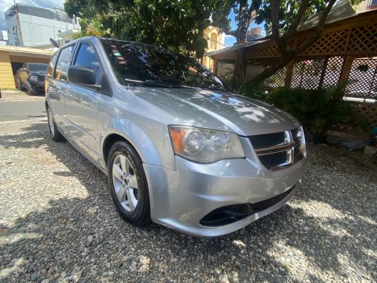 Dodge Grand Caravan SE en venta