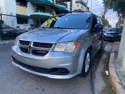Dodge Grand Caravan SE en venta