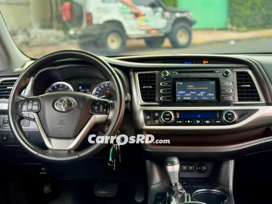 Toyota Highlander Jeepeta en venta