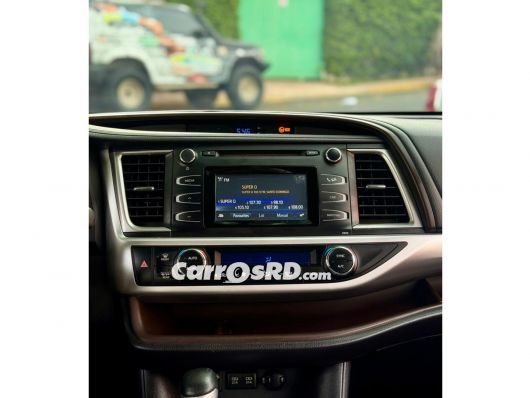 Toyota Highlander Jeepeta en venta