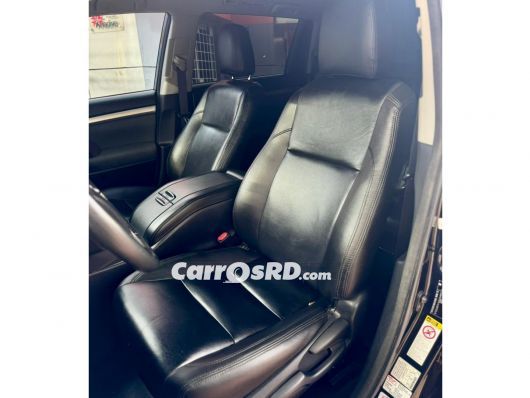 Toyota Highlander Jeepeta en venta