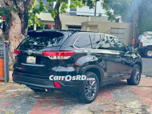 Toyota Highlander Jeepeta en venta